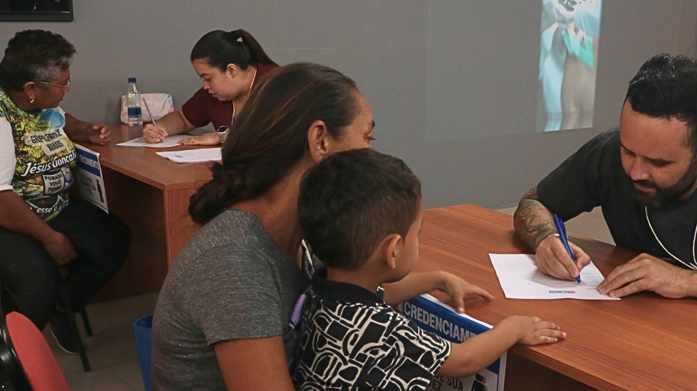 Sábado na Fametro oferece serviços gratuitos em Manaus e no interior do AM