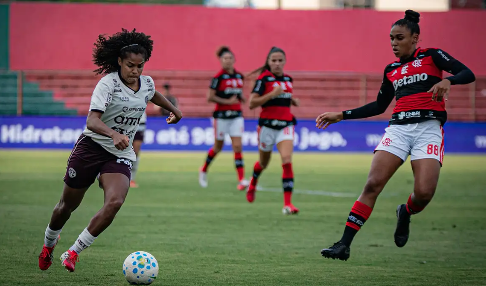 Flamengo supera Ferroviária nas quartas do Brasileirão Feminino