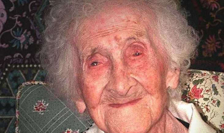 Francesa Jeanne Calment vive 122 anos com hábitos inusitados