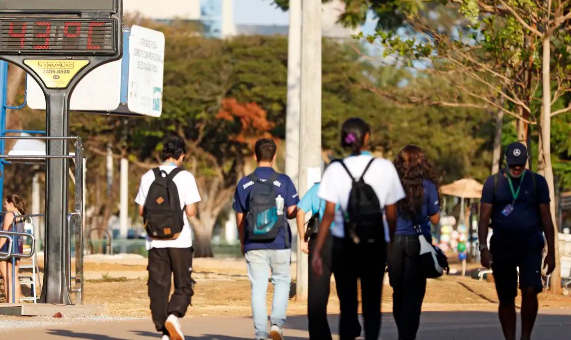 Inmet alerta para onda de calor e tempo severo em quatro regiões do país