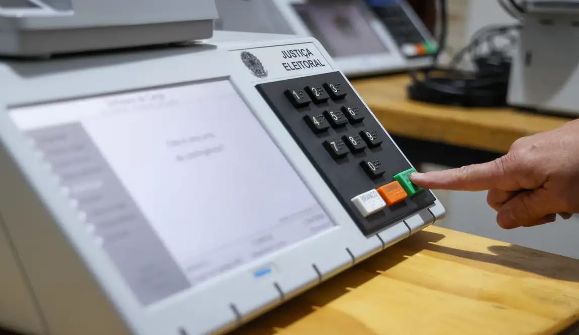 Mais de 3,5 milhões de jovens irão votar pela primeira vez em 2023