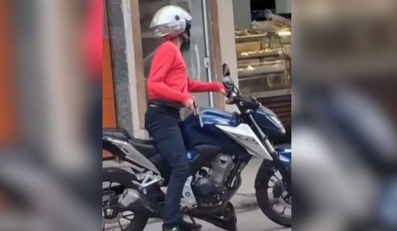 Suspeito perde chave da moto durante assalto e é preso em Duque de Caxias