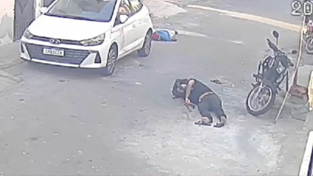 Dois homens morrem com a mesma arma em briga registrada por câmeras em Fortaleza