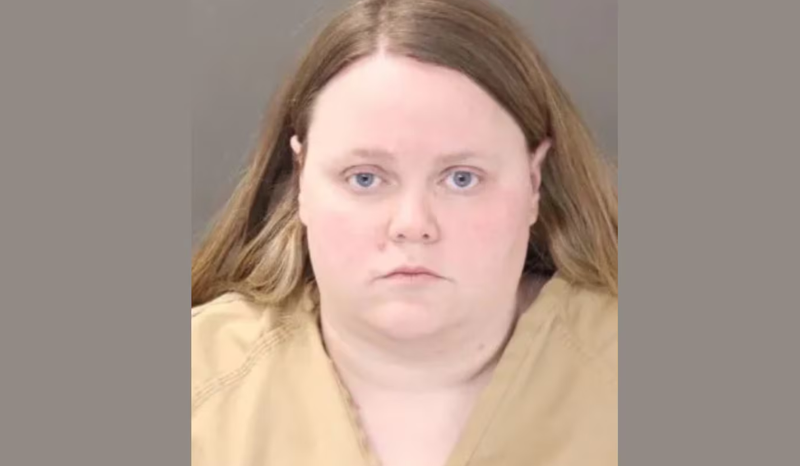 Mulher se declara culpada por colocar filho em risco em hospital de Ohio