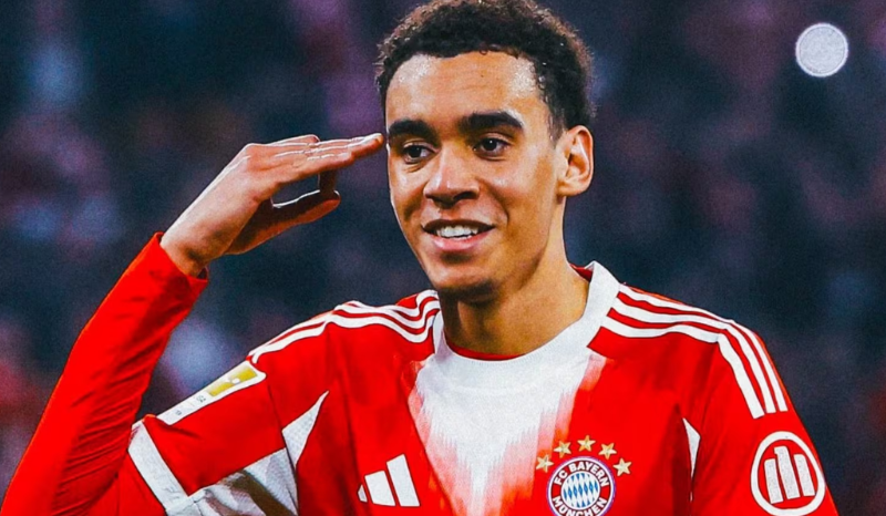 Musiala, do Bayern, explica desmaios em campo por crises de ausência