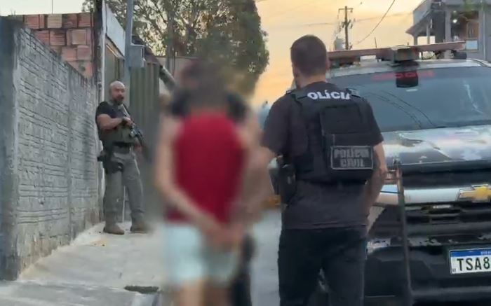 Operação policial resulta na prisão de 22 condenados por roubo em Manaus