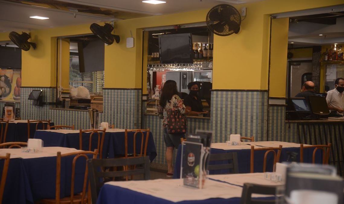 Pix se torna a forma de pagamento de 20% das vendas em bares e restaurantes