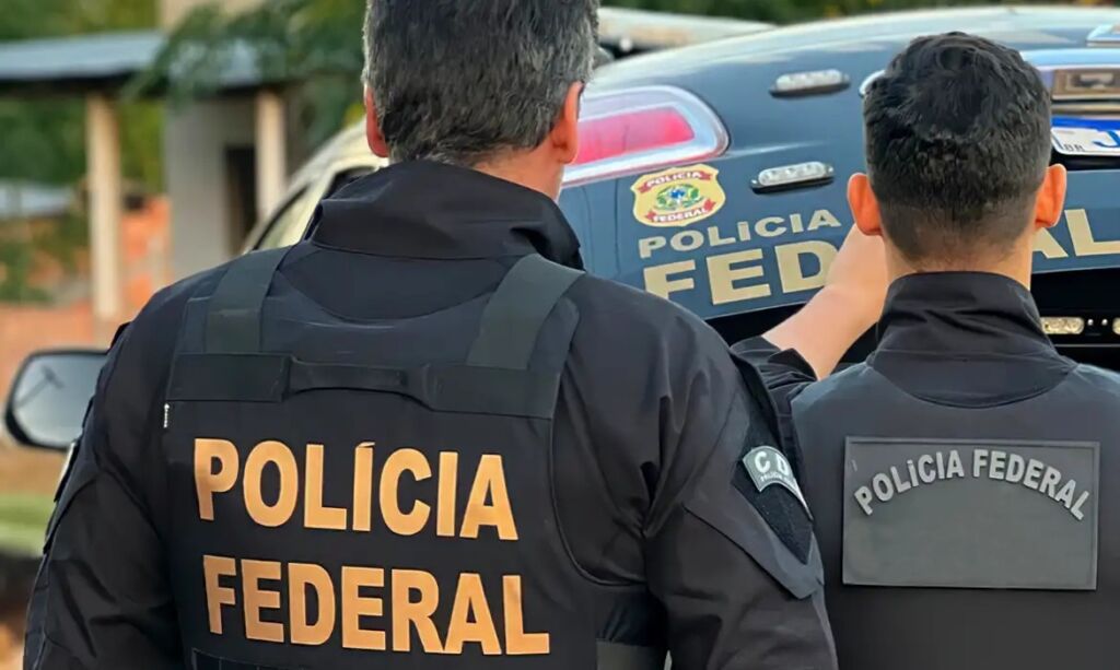 Polícia Federal prende três foragidos em Manaus com apoio da Interpol