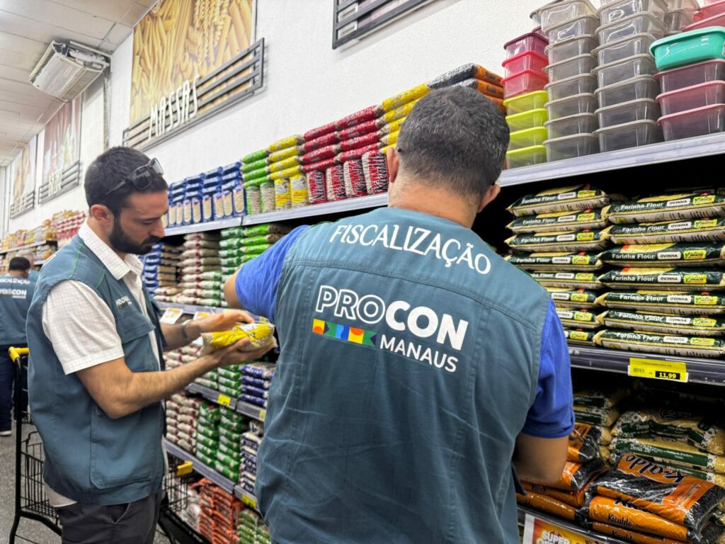 Mais de 650 produtos impróprios são apreendidos em supermercados de Manaus