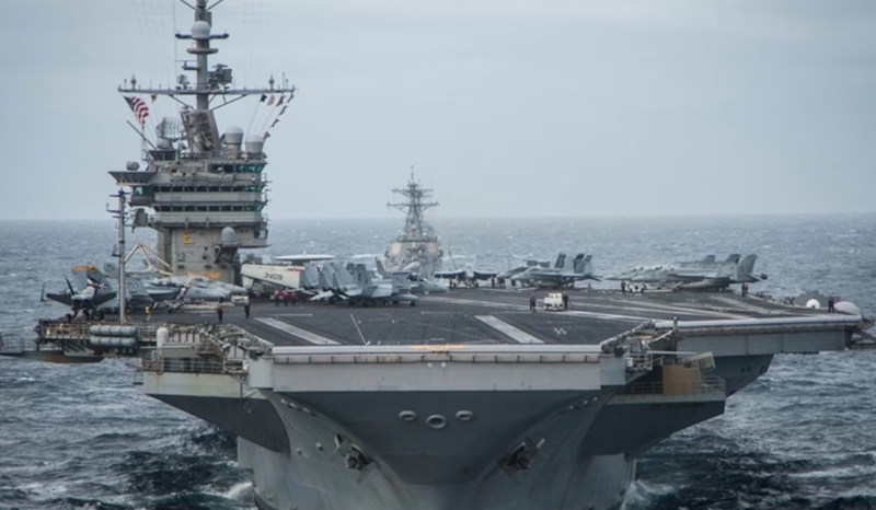 USS George Washington Substitui Porta-Aviões no Oriente Médio