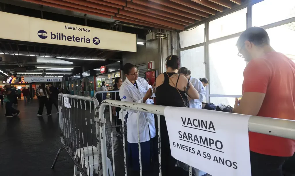 Ministério da Saúde intensifica campanha de vacinação contra sarampo