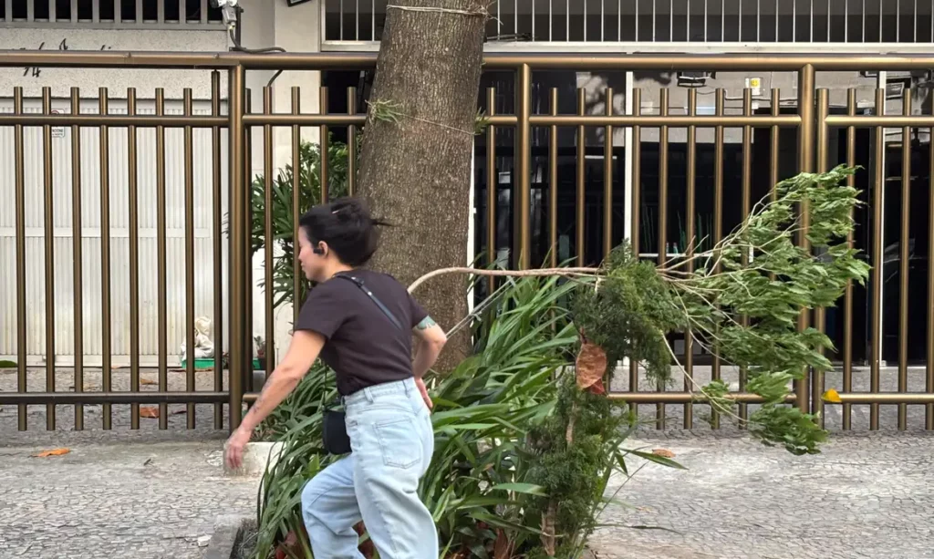 Rio de Janeiro em alerta para ventos fortes de até 75 km/h neste domingo