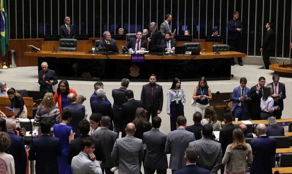 Senado aprova PL que cria Política Nacional de Minerais Críticos e Estratégicos