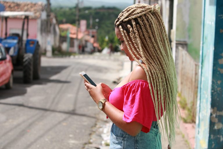 Acesso gratuito ao Gov.br: proposta visa eliminar barreiras digitais