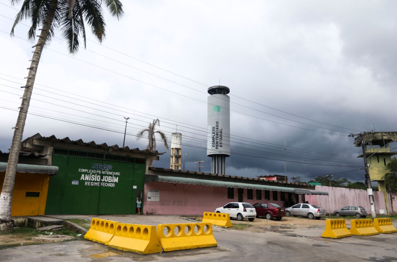 Rebelião na nova UPPM em Manaus mantém policiais militares como reféns
