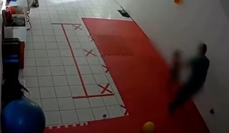 Criança autista sofre fratura em terapia em clínica no Maranhão