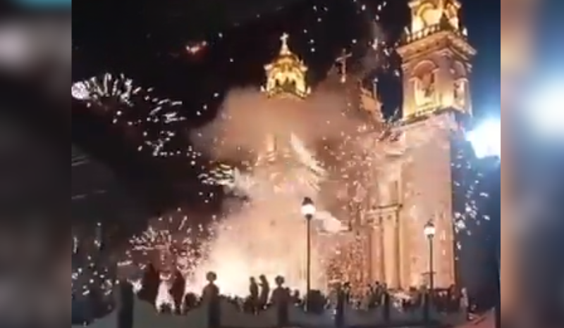 Explosão de fogos durante missa no México deixa 10 mortos e 64 feridos