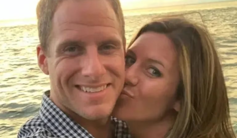 Ex-participante do American Idol é condenado por assassinato da esposa
