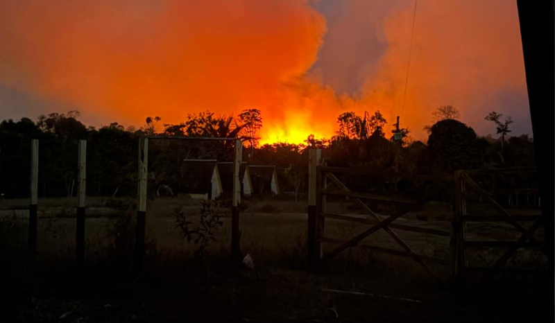 Incêndio atinge comunidade Nova Conquista em Manacapuru