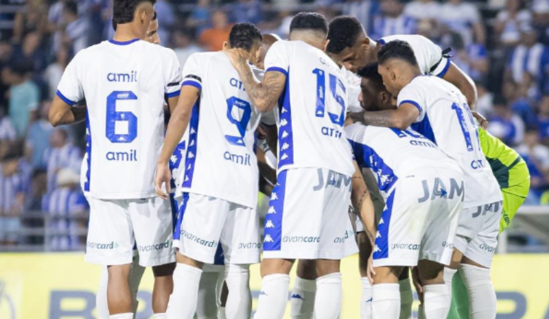 Nacional-AM conquista acesso histórico à Série C após empate com o CSA