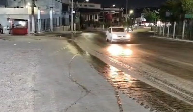 Derramamento de óleo na Rotatória da Suframa causa acidentes entre motociclistas