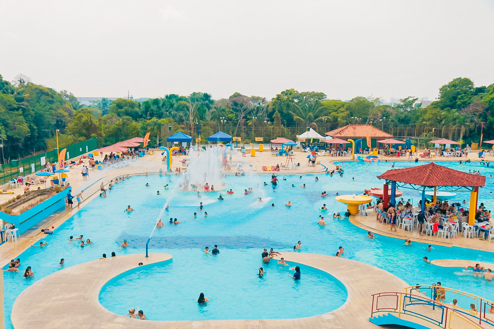 Parque Aquático do Sesc funciona no feriado da Elevação do Amazonas