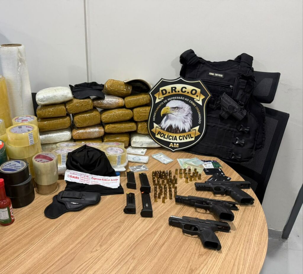 Operação no Porto de Manaus resulta na prisão de três policiais militares