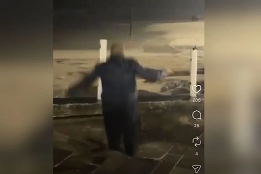 Guarda Municipal cai em cratera na Praia Grande, mas sai ileso