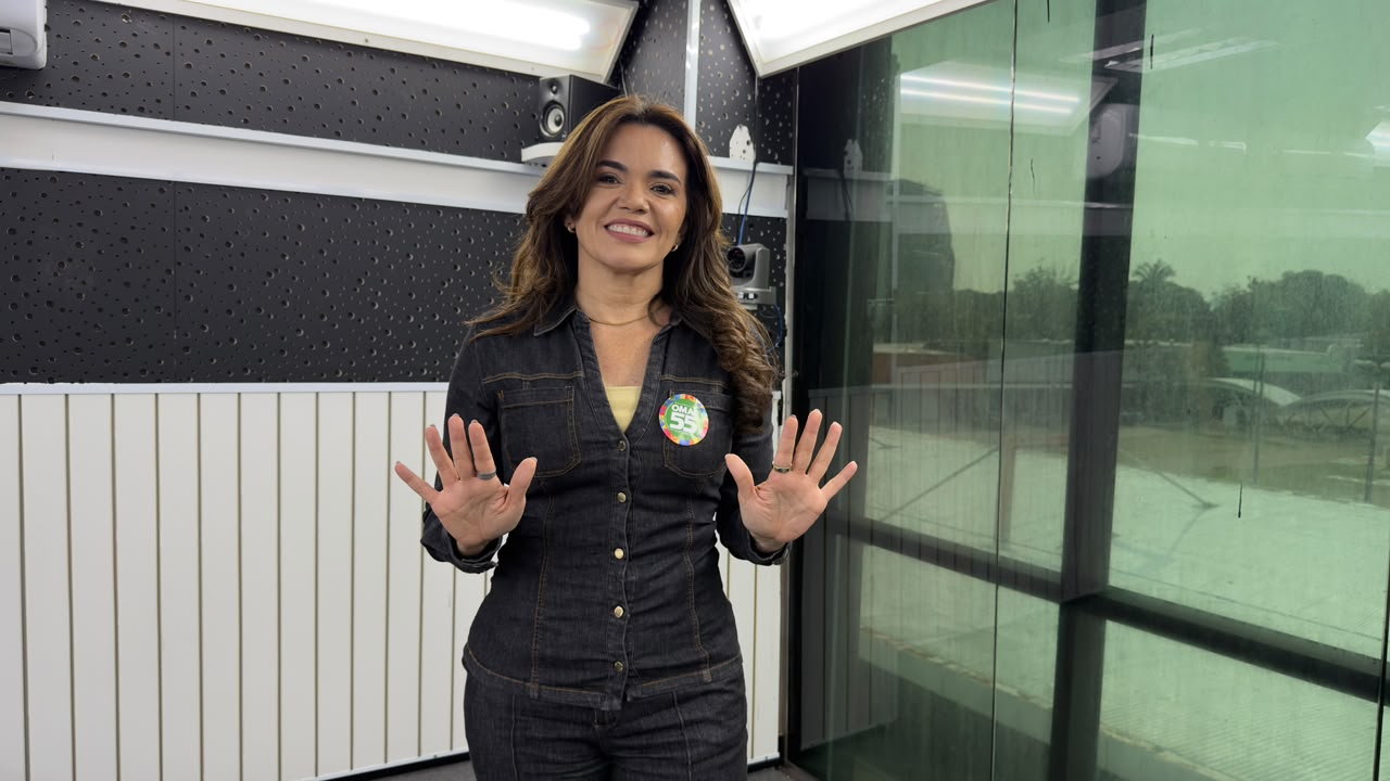 Alessandra Campelo detalha trajetória e propostas em sabatina na TV Diário