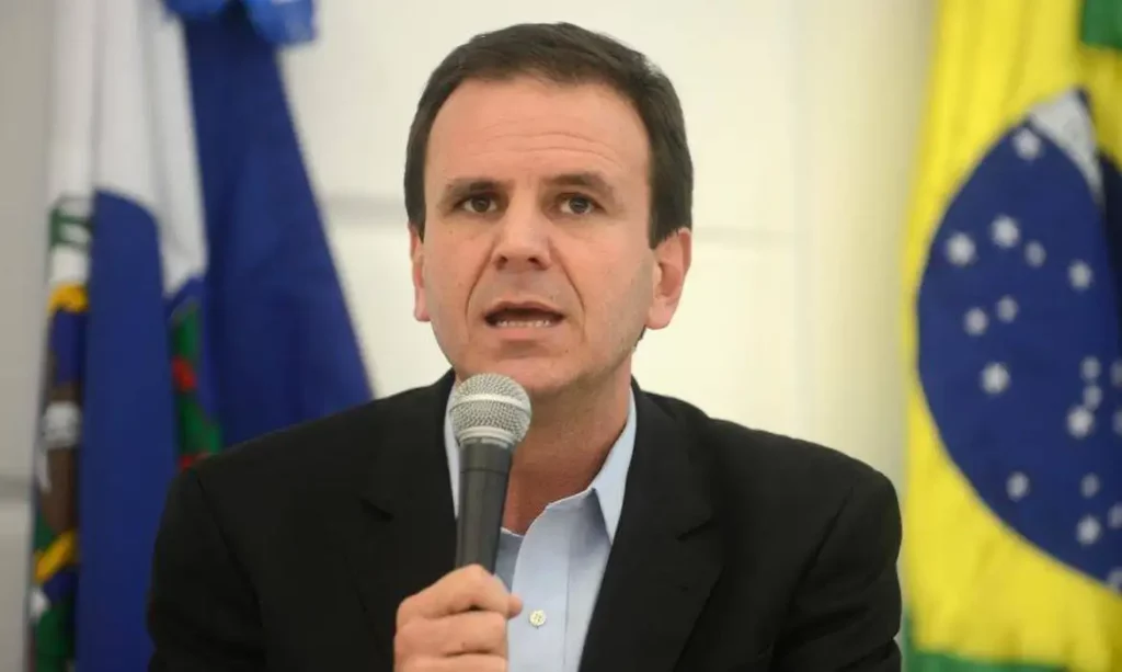 Eduardo Paes desiste de candidatura ao governo do Rio após decisão do STF