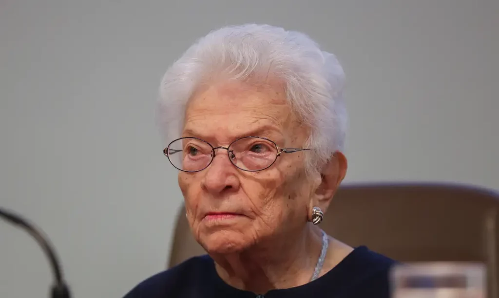 Erundina, aos 91 anos, se torna a deputada estadual mais velha do Brasil