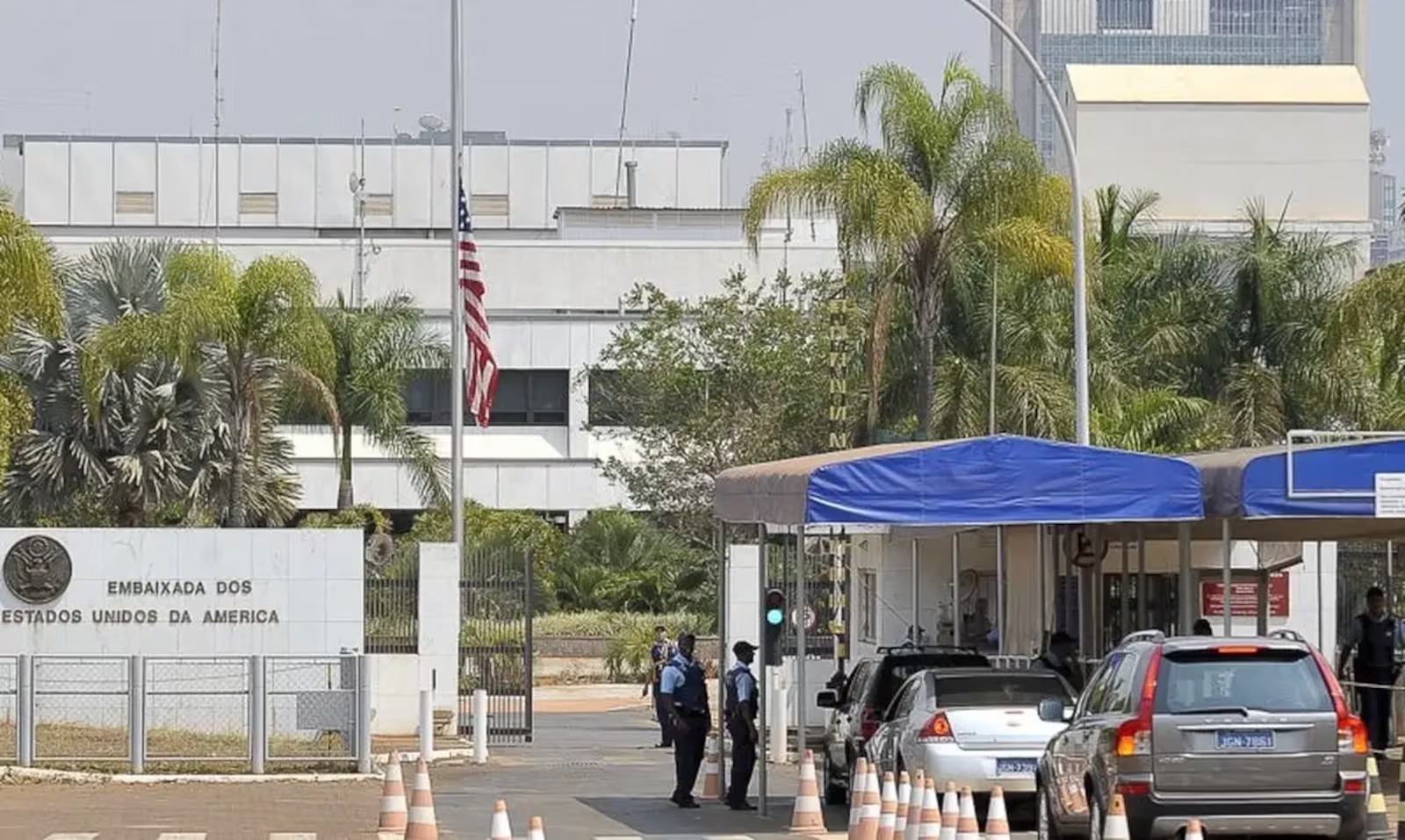Polícia Federal realiza buscas em SP e DF por plano contra Embaixada dos EUA