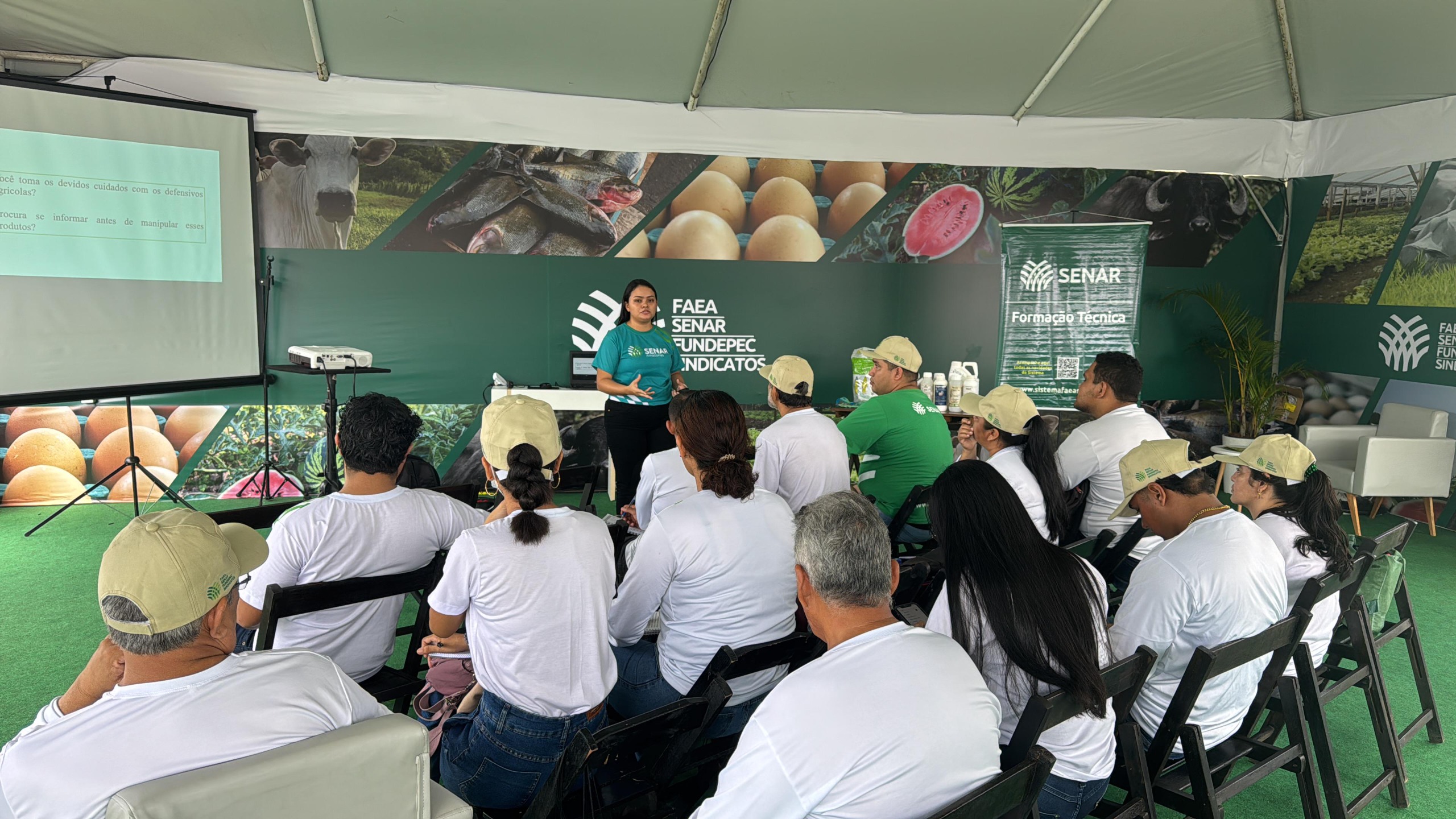 Feira de Agronegócios em Manaus oferece oficinas gratuitas e técnicas especializadas