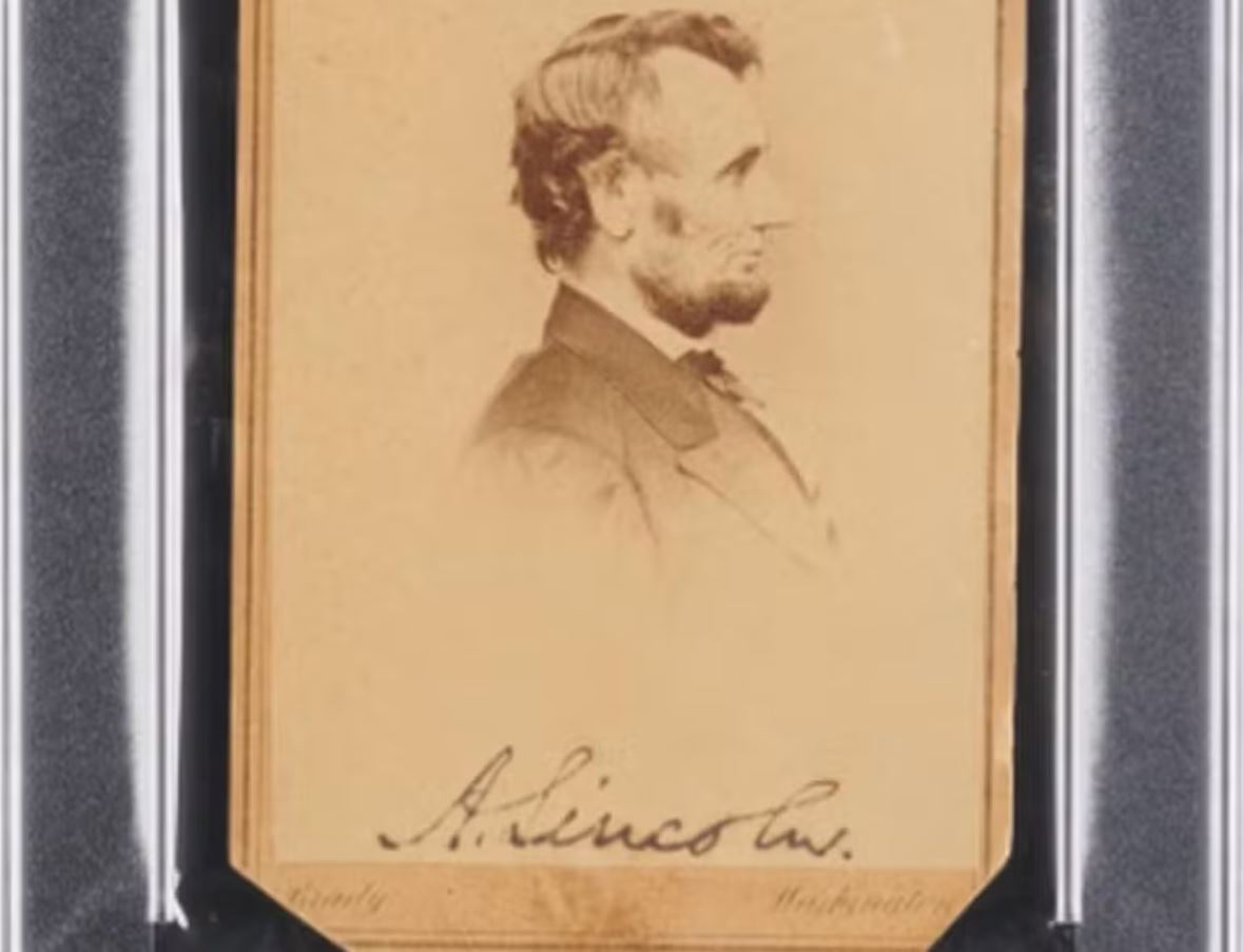 Foto de Abraham Lincoln é leiloada por mais de R$ 800 mil nos EUA