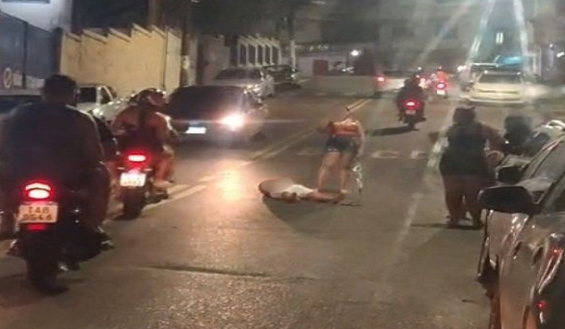 Homem fica gravemente ferido após atropelamento na avenida Adalberto Vale em Manaus