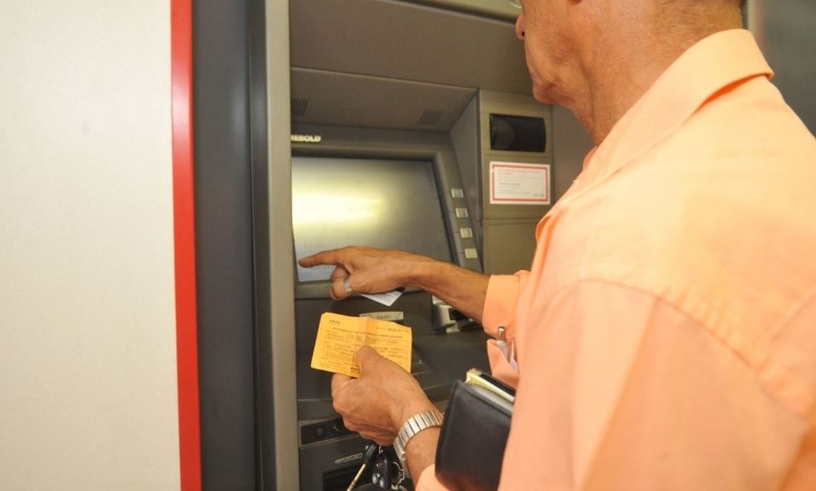 Agências bancárias fecham no feriado de Nossa Senhora Aparecida