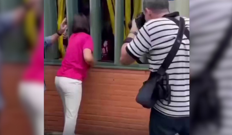 Michelle Bolsonaro enfrenta eleitora em Brasília: 'O inferno te espera'
