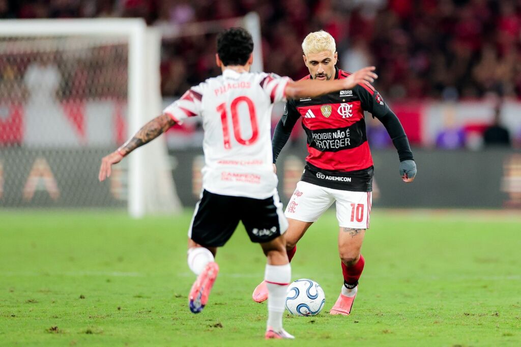Palmeiras enfrenta Estudiantes na final da Libertadores após eliminação do Flamengo