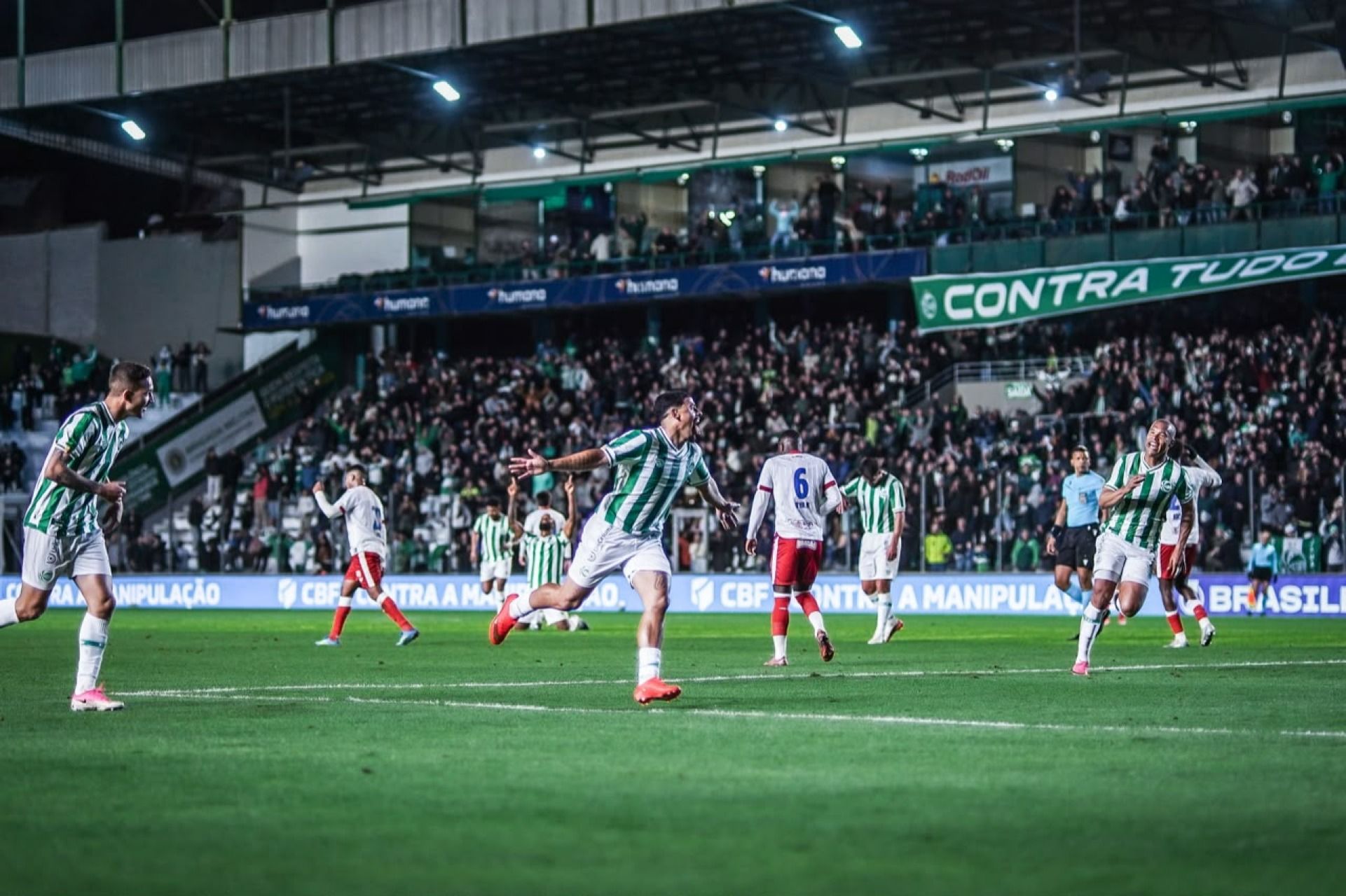 Juventude vence Náutico por 4 a 0 e se torna vice-líder da Série B