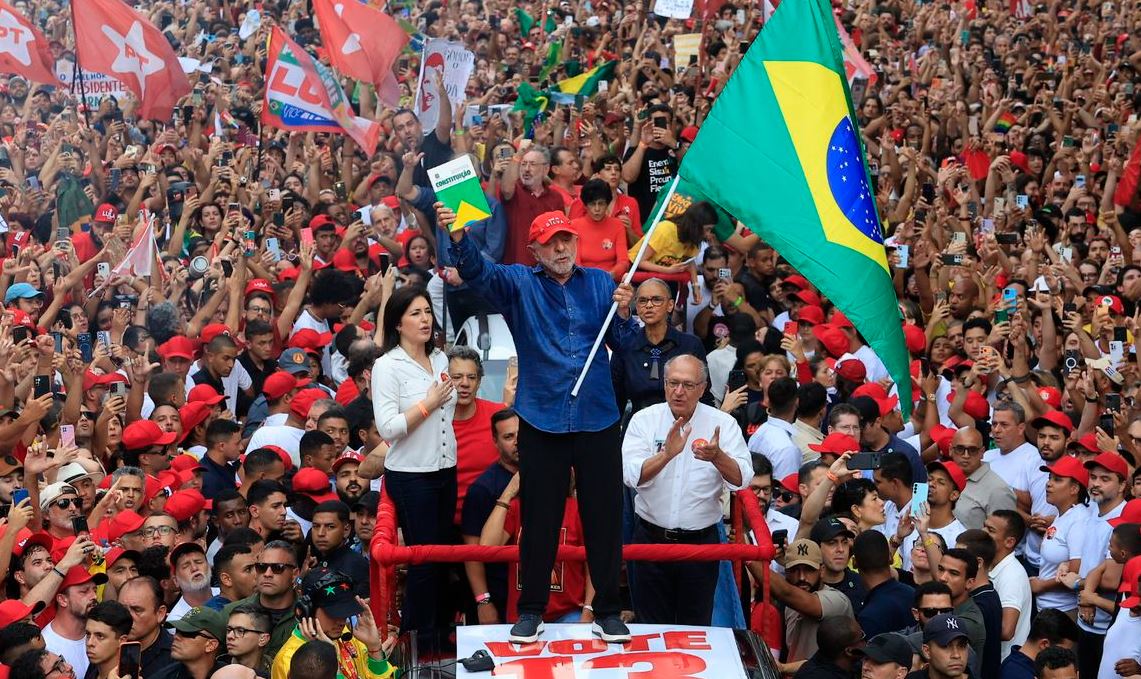 Mudança na Data de Posse de Lula e Governadores para 5 de Janeiro