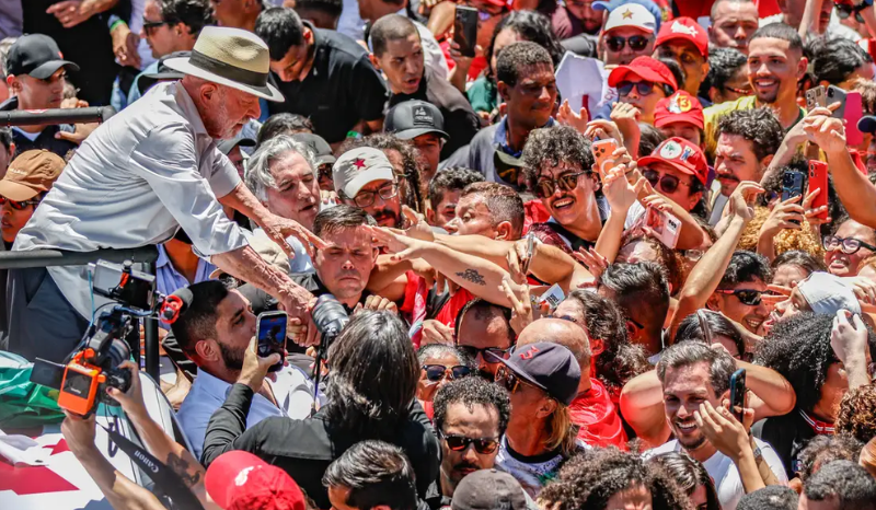 Imprensa internacional destaca aprovação do fim da escala 61 no Brasil