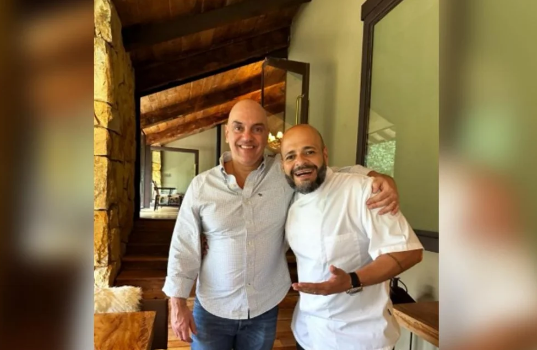 Mensagens mostram organização de almoço de Vorcaro para ministro Alexandre de Moraes