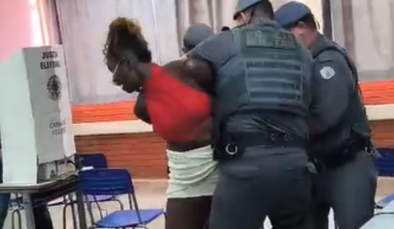Eleitora é detida em Franca após recusar deixar seção eleitoral
