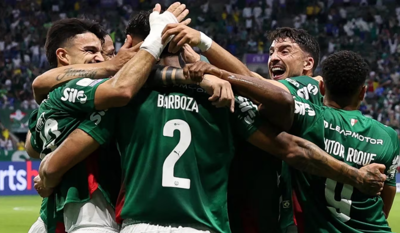 Palmeiras vence Corinthians por 4 a 1 e agrava crise do rival no Derby