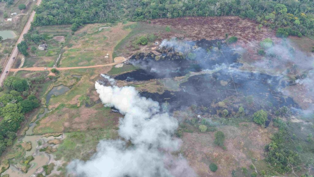 Proprietário de terreno é multado em R$ 100 mil por uso ilegal do fogo no AM