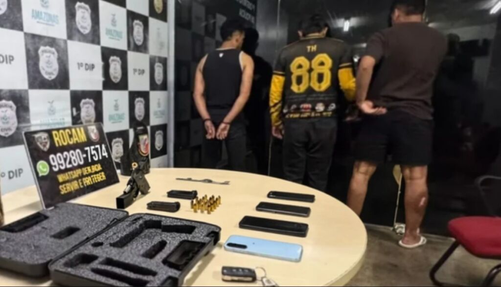 Trio é preso em Manaus após furto de pistola com uso de chapolim
