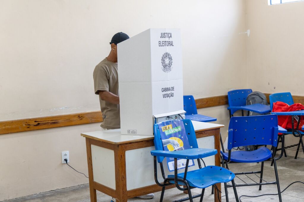 TRE-AM esclarece que ausência no 1º turno não impede voto no 2º turno