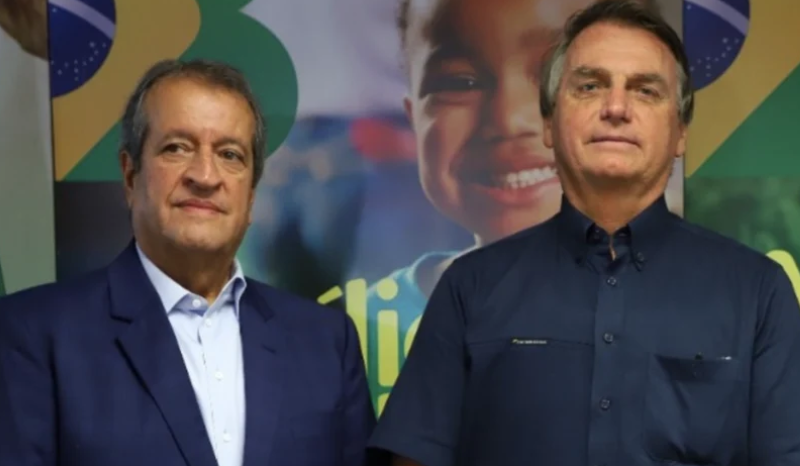 Valdemar Costa afirma que Bolsonaro não sabia sobre saída de Flávio do Brasil