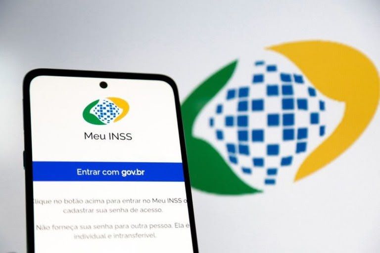 INSS notifica beneficiários sobre prova de vida via WhatsApp