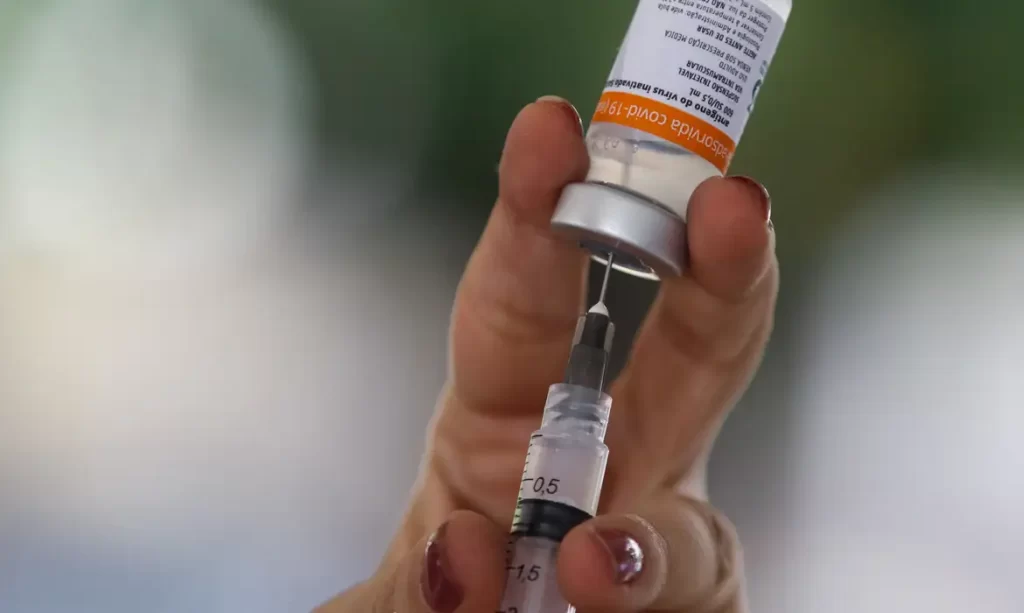 Anvisa atualiza composição das vacinas contra covid-19 no Brasil